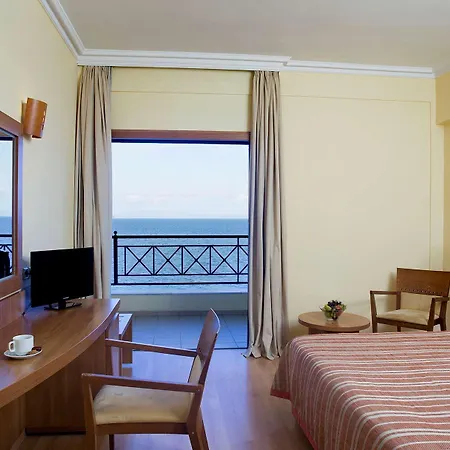 Ξενοδοχείο Ramada By Wyndham , Athens Club Attica Riviera 5*