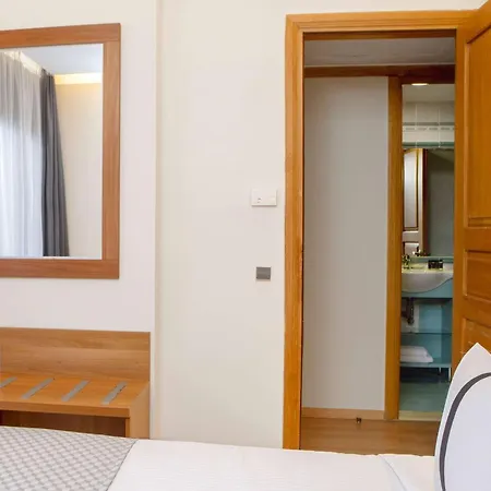 Ramada By Wyndham , Athens Club Attica Riviera Ξενοδοχείο