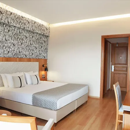 Ξενοδοχείο Ramada By Wyndham , Athens Club Attica Riviera